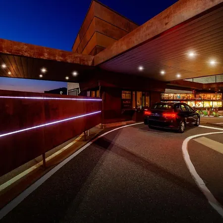 Piranha Hotel 4*