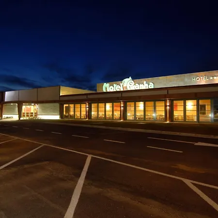 Piranha Hotel E Motel Hotel