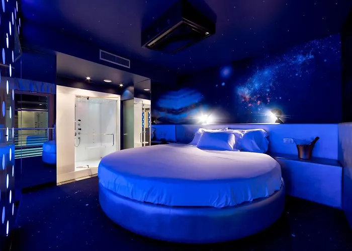 Piranha Hotel E Motel 4*