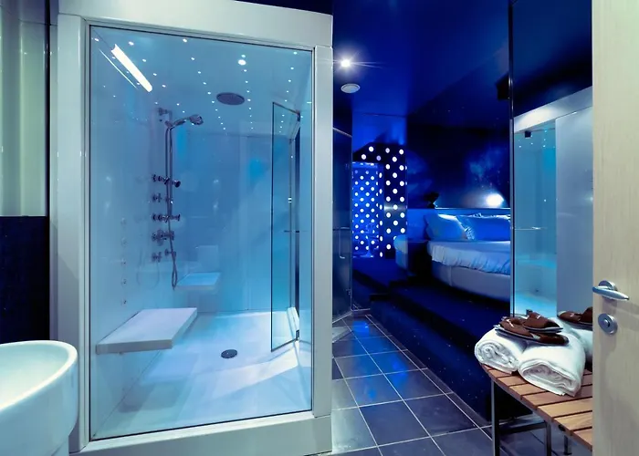 Hotel Piranha Hotel E Motel 4*