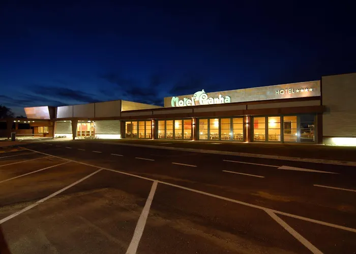 Piranha Hotel E Motel Hotel